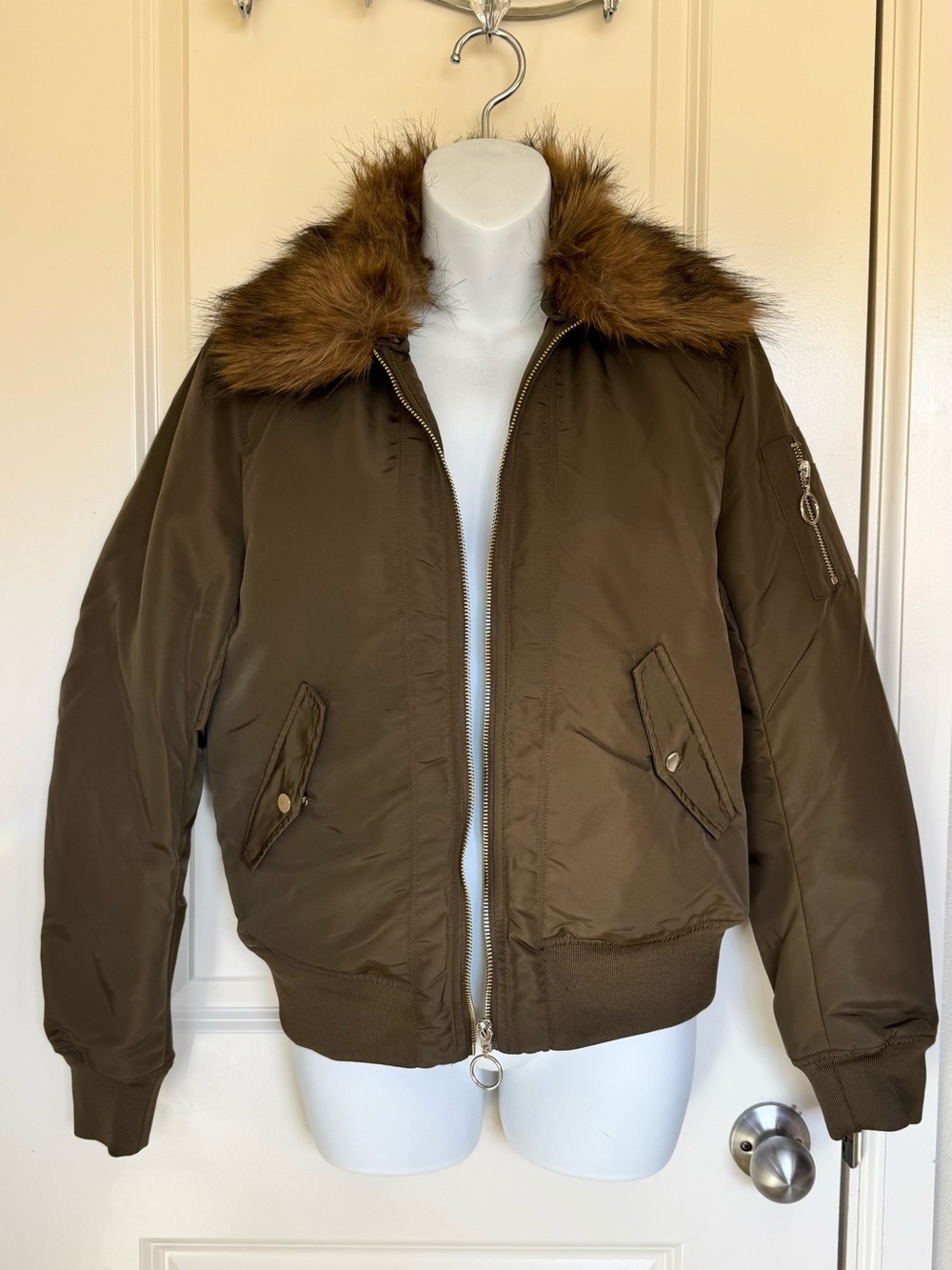 H&M Women’s Olive Brown Bomber Jacket with Faux Fur Collar